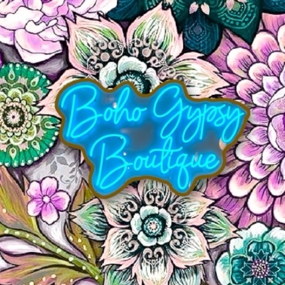 FREE GIFT with 85$ Purchase during my LIVES in my BOHO GYPSY BOUTIQUE ✨ - Picture 4 of 16